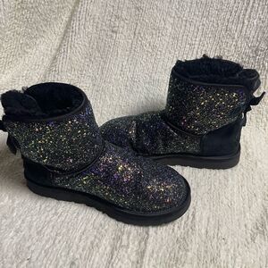 UGG Black Glitter Cosmos Black Purple Classic Shearling Boots bow accent SZ8